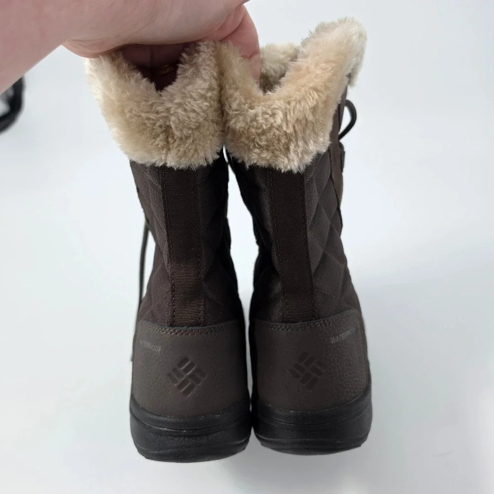 Columbia Minx Mid II Snow Boots 9 Brown Gorpcore Outdoorsy Waterproof